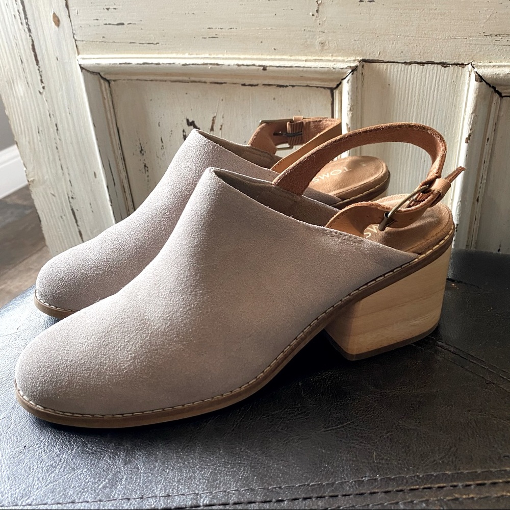 TOMS Mules w Slingback (NWOT)